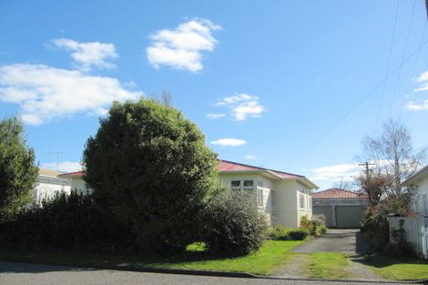 Photo of property in 6 Robert Street, Marton, 4710