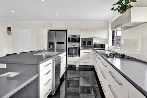 Photo of property in 74 Rata Street, Hawera, 4610