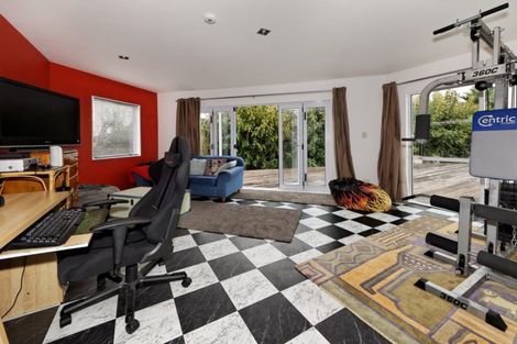 Photo of property in 29 Glucina Avenue, West Harbour, Auckland, 0618