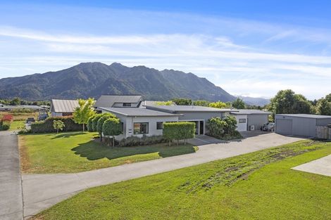 Photo of property in 6 Mountain View Road, Te Aroha, 3320