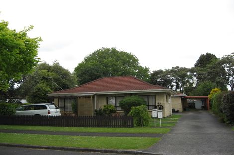 Photo of property in 1/16 Kindergarten Drive, Conifer Grove, Takanini, 2112