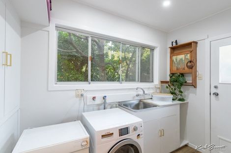 Photo of property in 13 Chichester Drive, Pinehaven, Upper Hutt, 5019