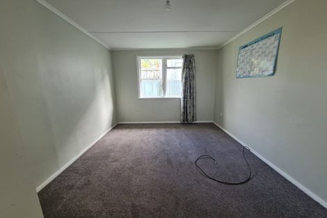 Photo of property in 35 Hukatai Street, Elsdon, Porirua, 5022