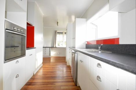 Photo of property in 16 Bartholomew Road, Levin, 5510