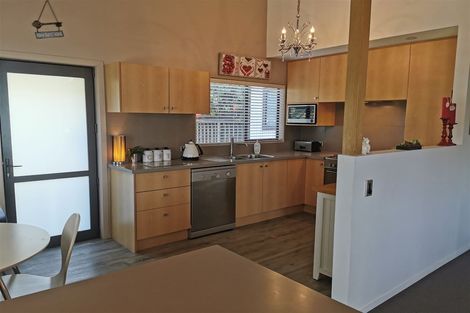 Photo of property in 43 Paremata Street, Atawhai, Nelson, 7010