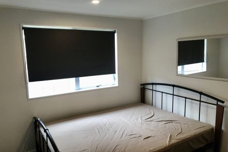 Photo of property in 2/77 Luanda Drive, Ranui, Auckland, 0612