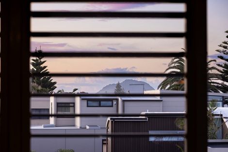 Photo of property in 2/415 Oceanbeach Road, Mount Maunganui, 3116