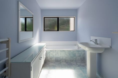 Photo of property in 65 Nevay Road, Miramar, Wellington, 6022