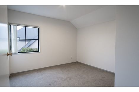 Photo of property in 2/32 Brockworth Place, Riccarton, Christchurch, 8011