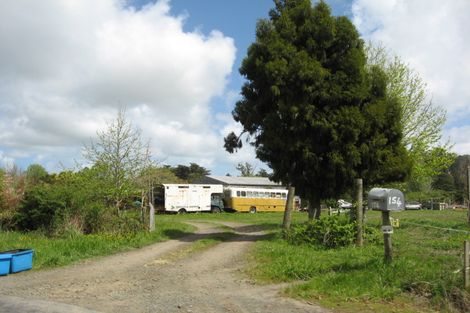 Photo of property in 154 Foster Road, Kumeu, 0891