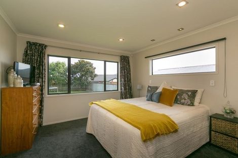 Photo of property in 5d James Drive, Bell Block, New Plymouth, 4312