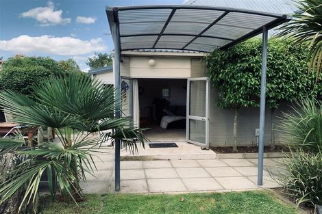 Photo of property in 50b Williams Street, Cambridge, 3434