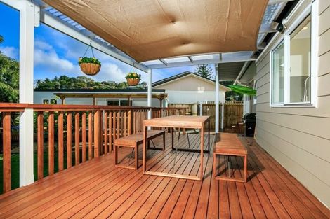Photo of property in 54 Normanton Street, Glenfield, Auckland, 0629