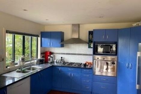 Photo of property in 8 Adelie Place, Murrays Bay, Auckland, 0630