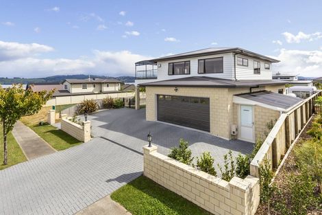 Photo of property in 14 Victory Drive, Wharewaka, Taupo, 3330