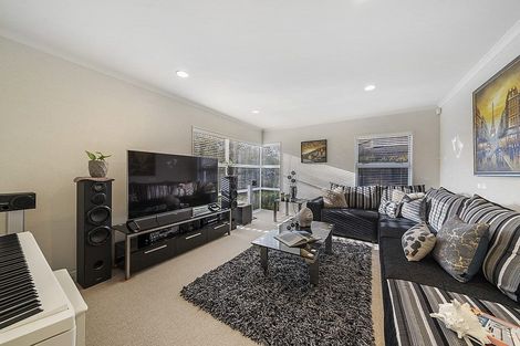 Photo of property in 10 Springcrest Drive, Karaka, Papakura, 2113