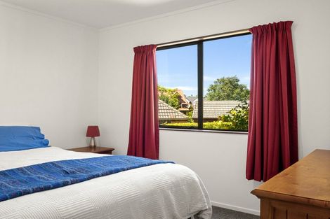 Photo of property in 97 Glenross Street, Glenross, Dunedin, 9011