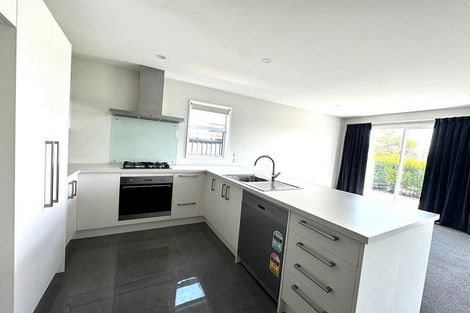 Photo of property in 33 Bellbird Lane, Marshland, Christchurch, 8083