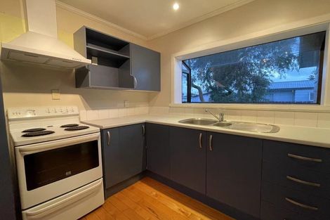 Photo of property in 1/128 Clevedon Road, Papakura, 2110