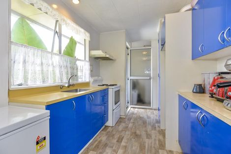 Photo of property in 168 Universal Drive, Henderson, Auckland, 0610