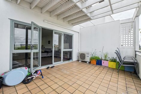 Photo of property in 17/150 Chapel Road, Flat Bush, Auckland, 2019