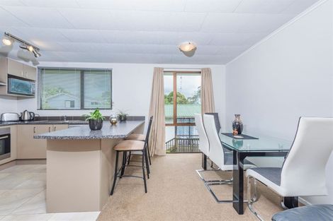 Photo of property in 3/23 Rehia Road, Massey, Auckland, 0614