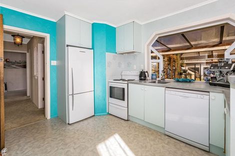 Photo of property in 38 Dover Road, Wainuiomata, Lower Hutt, 5014