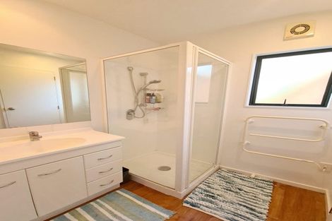 Photo of property in 4/262 Onewa Road, Birkenhead, Auckland, 0626