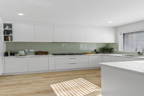 Photo of property in 29a Patons Road, Howick, Auckland, 2014