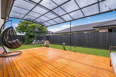 Photo of property in 7 Disley Road, Wattle Downs, Auckland, 2103