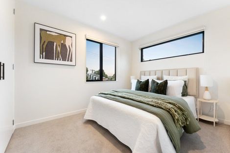 Photo of property in 2/29 Brandon Road, Glen Eden, Auckland, 0602