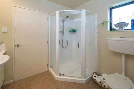 Photo of property in 126 Johnstone Street, Tinwald, Ashburton, 7774