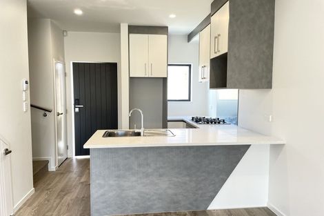 Photo of property in 10/44 Schnapper Rock Road, Schnapper Rock, Auckland, 0632