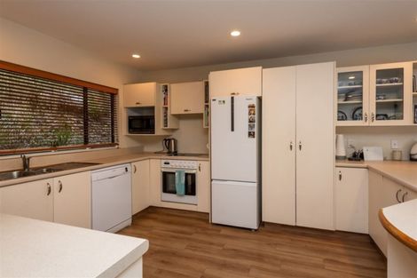 Photo of property in 53c Holliss Avenue, Cashmere, Christchurch, 8022