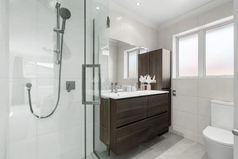 Photo of property in 313 Withells Road, Avonhead, Christchurch, 8042