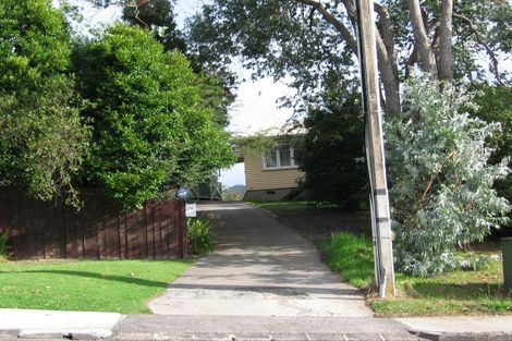 Photo of property in 176 Glengarry Road, Glen Eden, Auckland, 0602