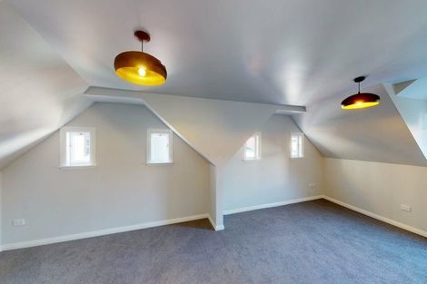 Photo of property in 15 Selwyn Terrace, Thorndon, Wellington, 6011