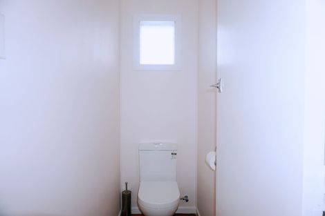 Photo of property in 416 West Coast Road, Glen Eden, Auckland, 0602