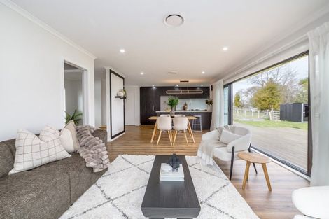 Photo of property in 21 Coralie Place, Lansdowne, Masterton, 5810