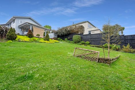 Photo of property in 6 Ancona Lane, Goodwood Heights, Auckland, 2105