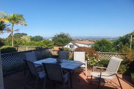 Photo of property in 28 Landscape Road, Mount Eden, Auckland, 1024
