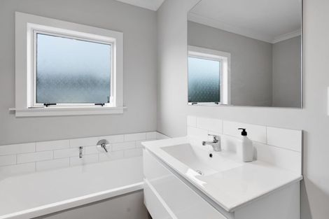 Photo of property in 6 Whitcombe Terrace, Midhirst, Stratford, 4394