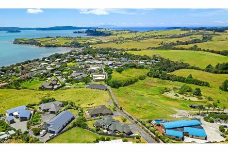 Photo of property in 635 Mahurangi East Road, Algies Bay, Warkworth, 0920