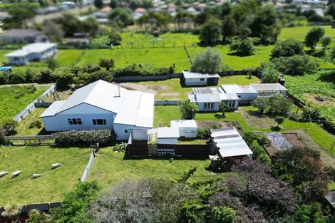 Photo of property in 67 Avenue Road, Foxton, 4814