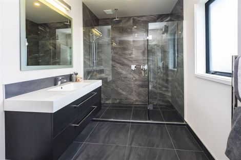 Photo of property in 219 Cavendish Road, Casebrook, Christchurch, 8051