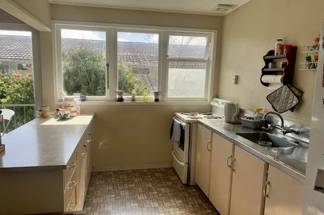 Photo of property in 2/12 Trevethick Grove, Woburn, Lower Hutt, 5010