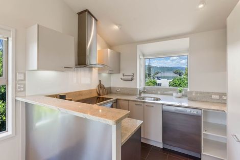 Photo of property in 93 Field Way, Waikanae Beach, Waikanae, 5036