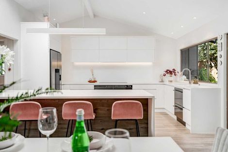 Photo of property in 18 Glengarry Avenue, Manly, Whangaparaoa, 0930