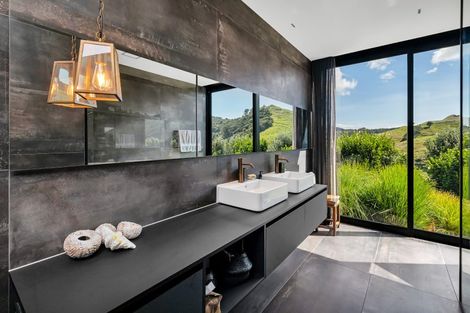 Photo of property in 28 Tangaroa Road, Mangawhai Heads, Mangawhai, 0505