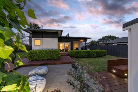 Photo of property in 4/87 Nikau Street, New Lynn, Auckland, 0600